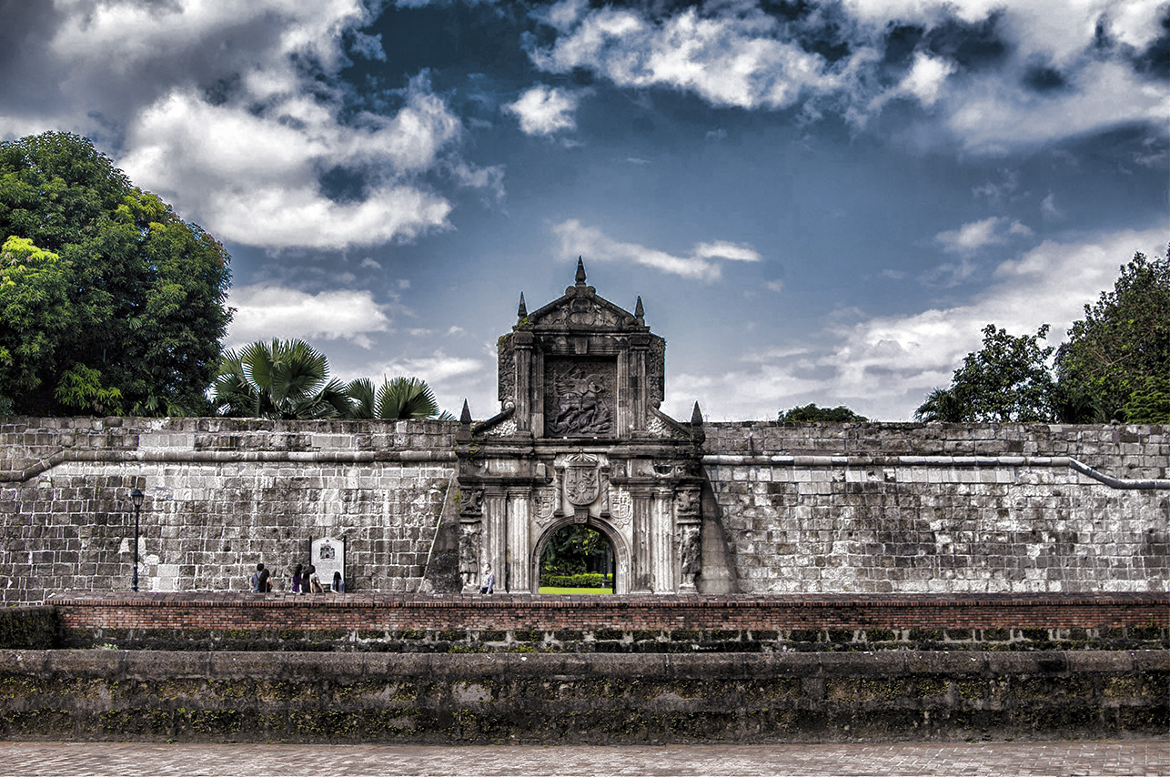 The façade of Fort Santiago. That's the inner moat in front of it | Source Image: The Incoherent Ellipsis